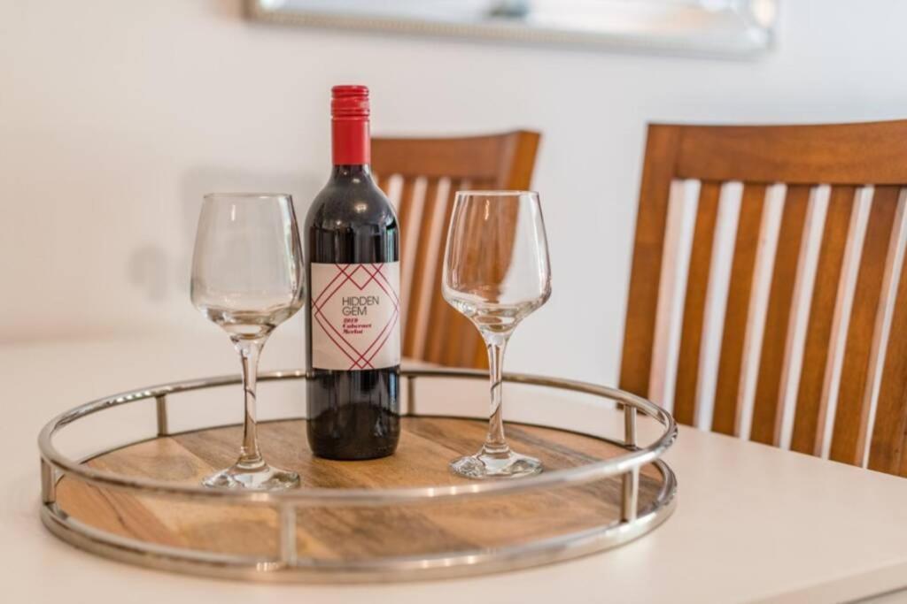 Alexandra Headland Resort With Stylish Stays Eksteriør billede